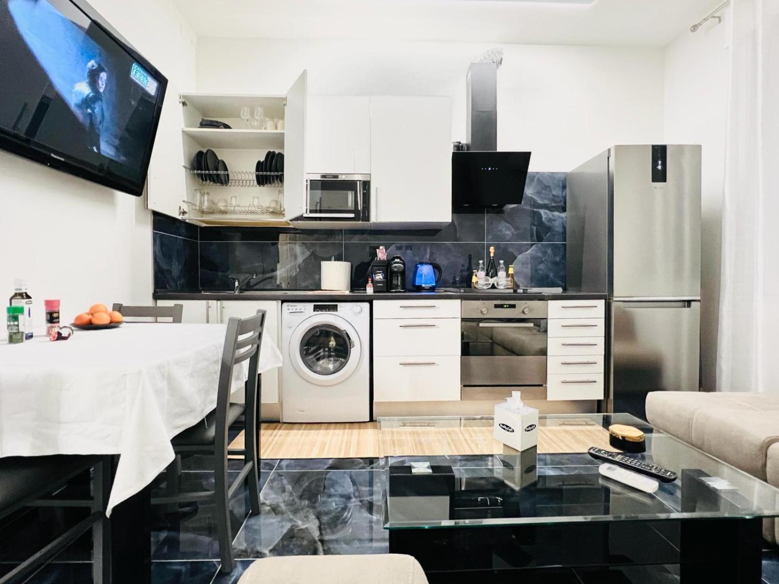 Bed and Breakfast Seven Nights Bologna Esterno foto